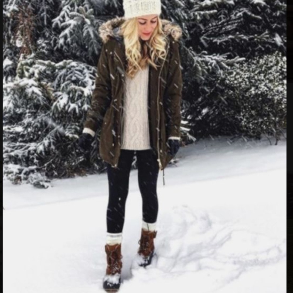 Black Furry Cuff Duck Rain Boots - Picture 5 of 8